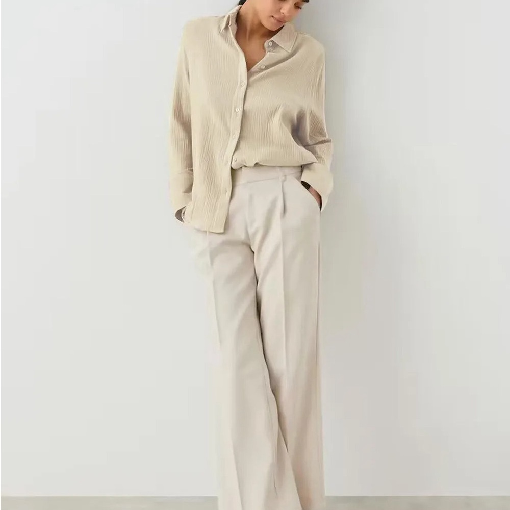 Textured Collared Neck Long Sleeve Shirt - Picture 4 of 12